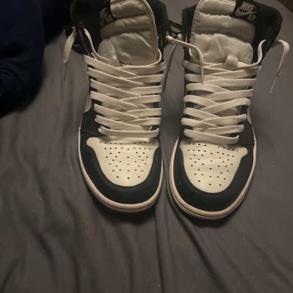 Jordan 1 High Mocha - Picture 2 of 7